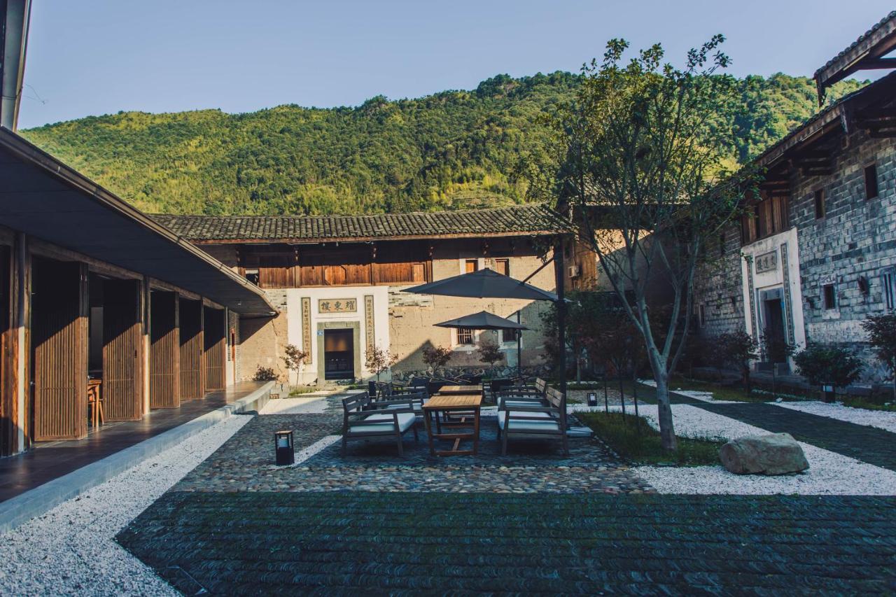 Hotel Tsingpu Tulou Retreat Zhangzhou Esterno foto