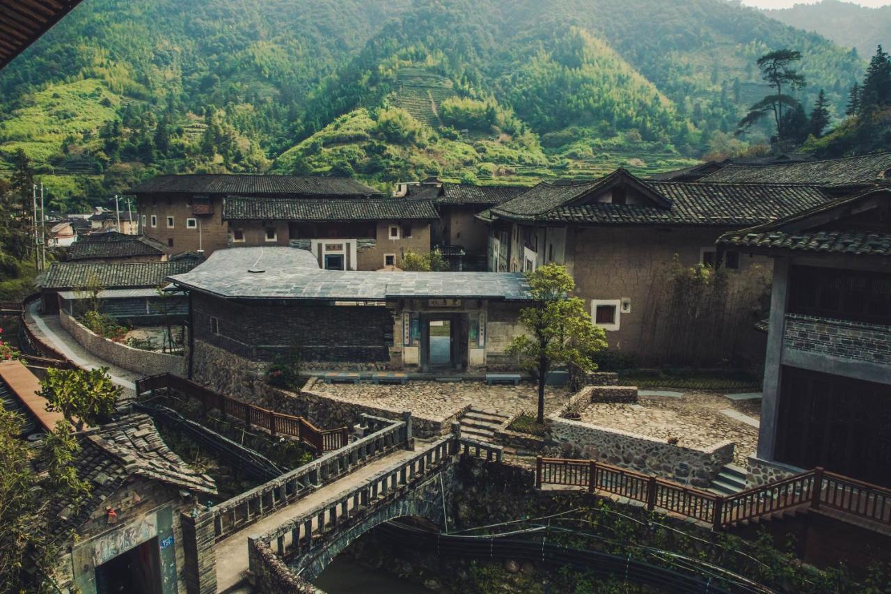 Hotel Tsingpu Tulou Retreat Zhangzhou Esterno foto